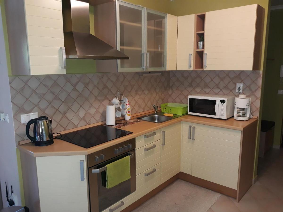 Samuci Apartman Hajdúszoboszló Esterno foto